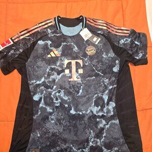 Adidas FC Bayern Munchen Away #9 Syakirn Jersey-2XL(rr)